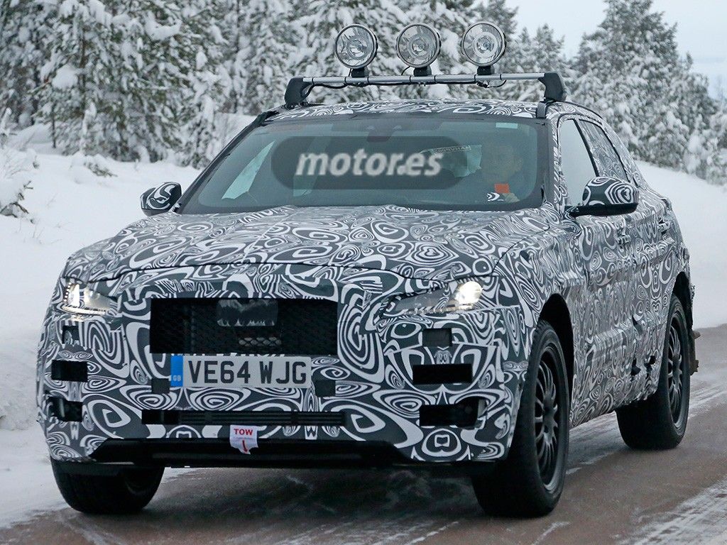 Jaguar F-Pace 2016, interceptado durante una sesión de pruebas