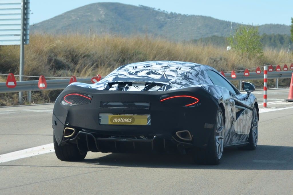 McLaren 570S 2016, sus versiones Coupe y Spider al descubierto