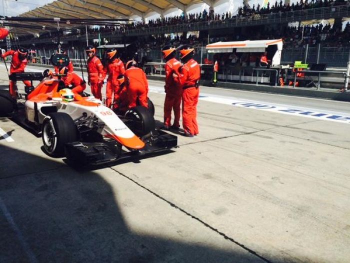 Roberto Merhi termina su primer Gran Premio de Fórmula 1