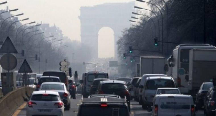 Y al final París restringió el tráfico en función de la matrícula