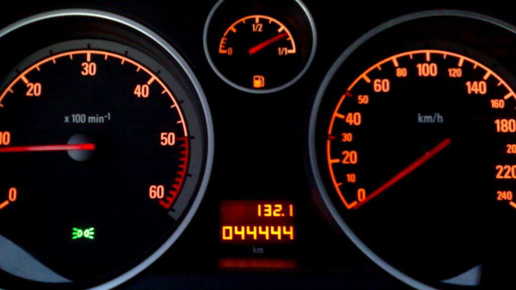 ¿Cómo nos afecta la alteración del kilometraje del coche?
