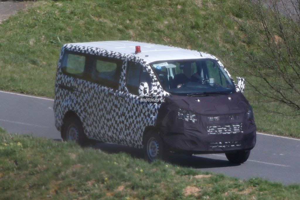 El Ford Tourneo/Transit 2016 empieza sus pruebas