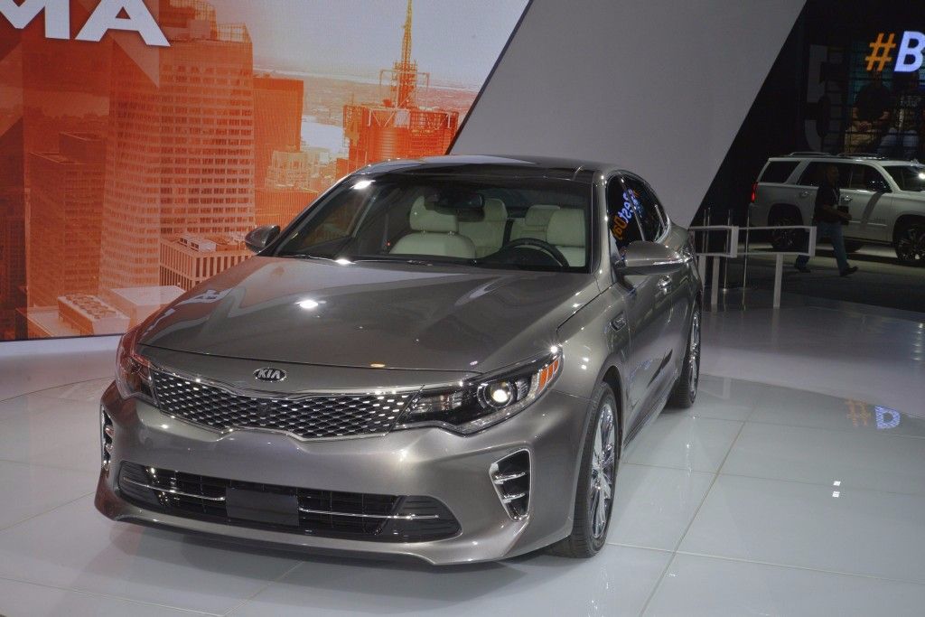 Kia Optima 2016, sigue mejorando renovación a renovación