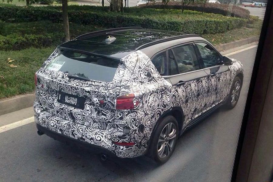 El BMW X1 2015 con batalla larga descubierto en China