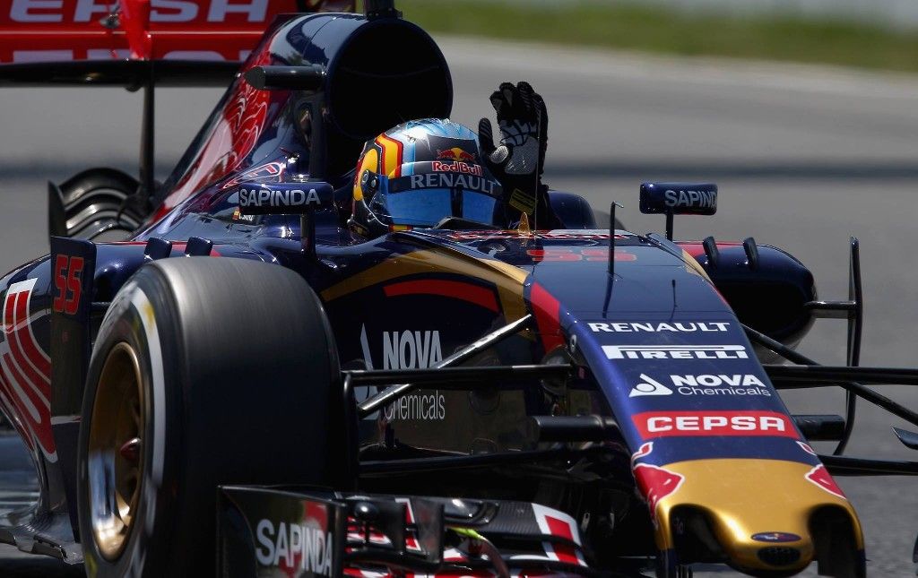 Sainz evita la sanción: "Kvyat se ha tirado como un loco"