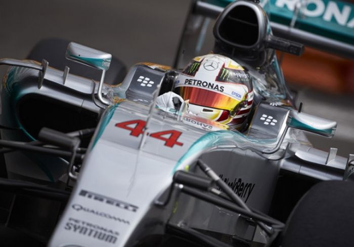 Primera y espectacular pole de Hamilton en Mónaco