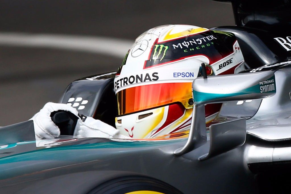 Accidente y mejor tiempo para Hamilton en los segundos libres de Canadá