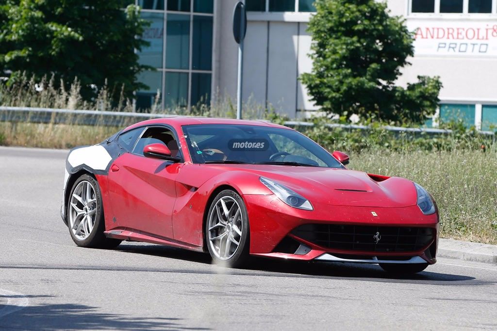 El Ferrari F12 Berlinetta M también se actualiza