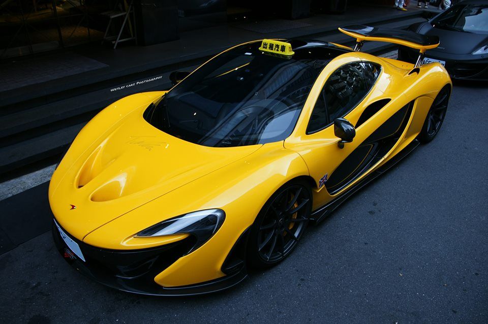 Este Mclaren P1 Taxi te espera en Taiwan