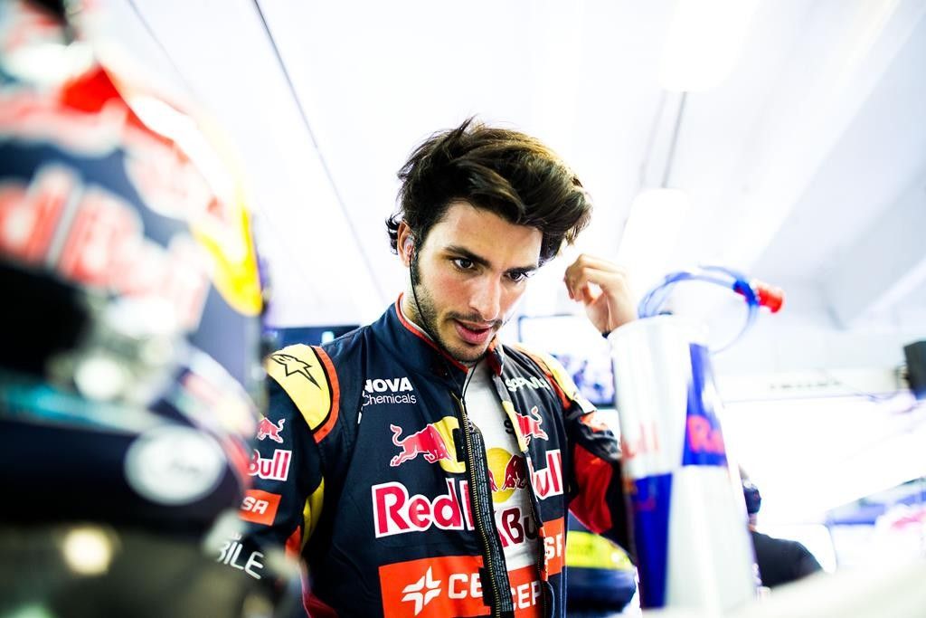 Carlos Sainz sobre su mala racha: "Es frustrante pero te hace más fuerte"