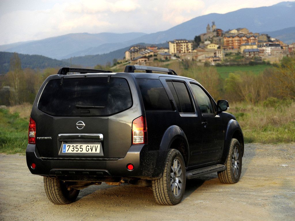 Barcelona despide a los Nissan Pathfinder y Navara