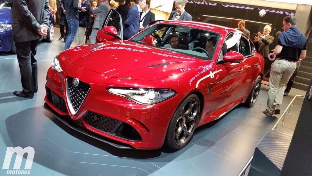 Alfa Romeo Giulia QV: ¡7 minutos y 39 segundos en Nürburgring!