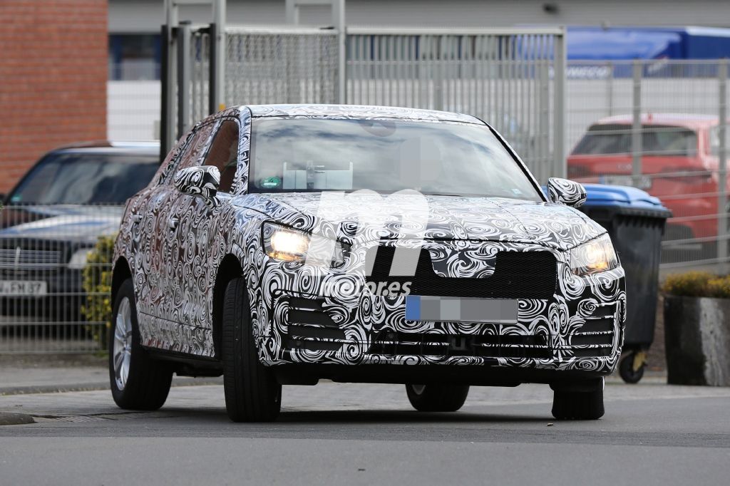 El Audi Q2 2016 se deja ver en Nürburgring