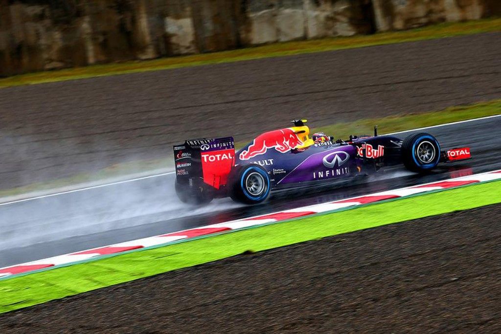 Kvyat toma el relevo bajo el chaparrón de Suzuka