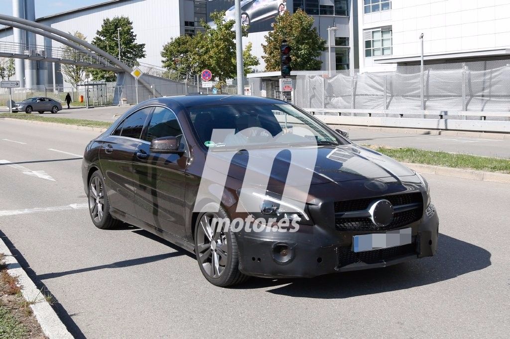 El Mercedes CLA 2017 asoma su restyling por primera vez