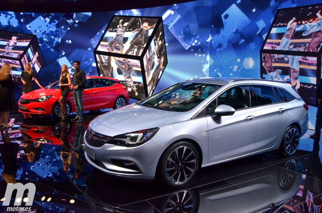 Opel Astra Sports Tourer 2016, la familia crece