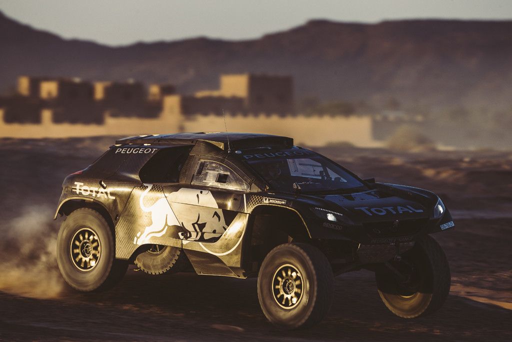 Peugeot 2008 DKR16: más buggy que nunca