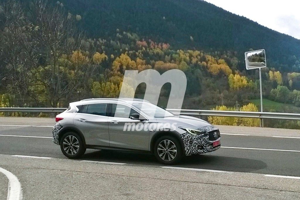 Exclusiva: El Infiniti QX30 2016 cazado en España