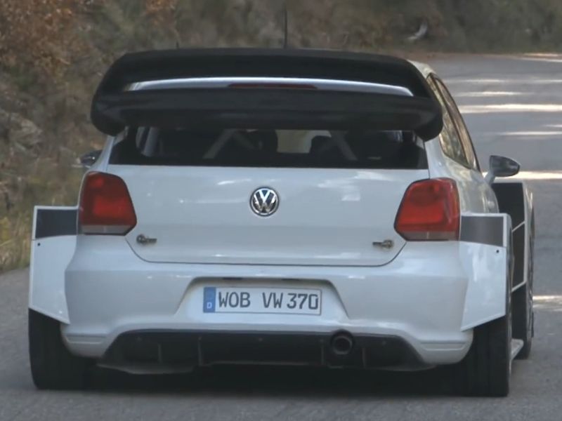 Marcus Grönholm trabaja en el Volkswagen Polo R WRC 2017