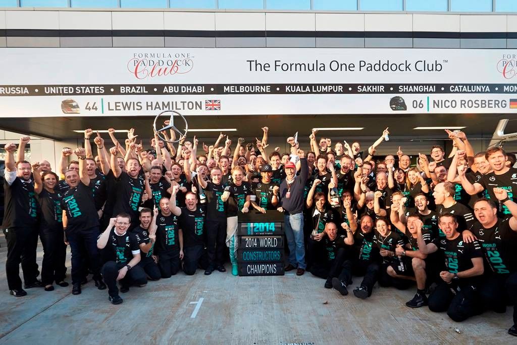 Mercedes, a por su segundo título a pesar de los neumáticos