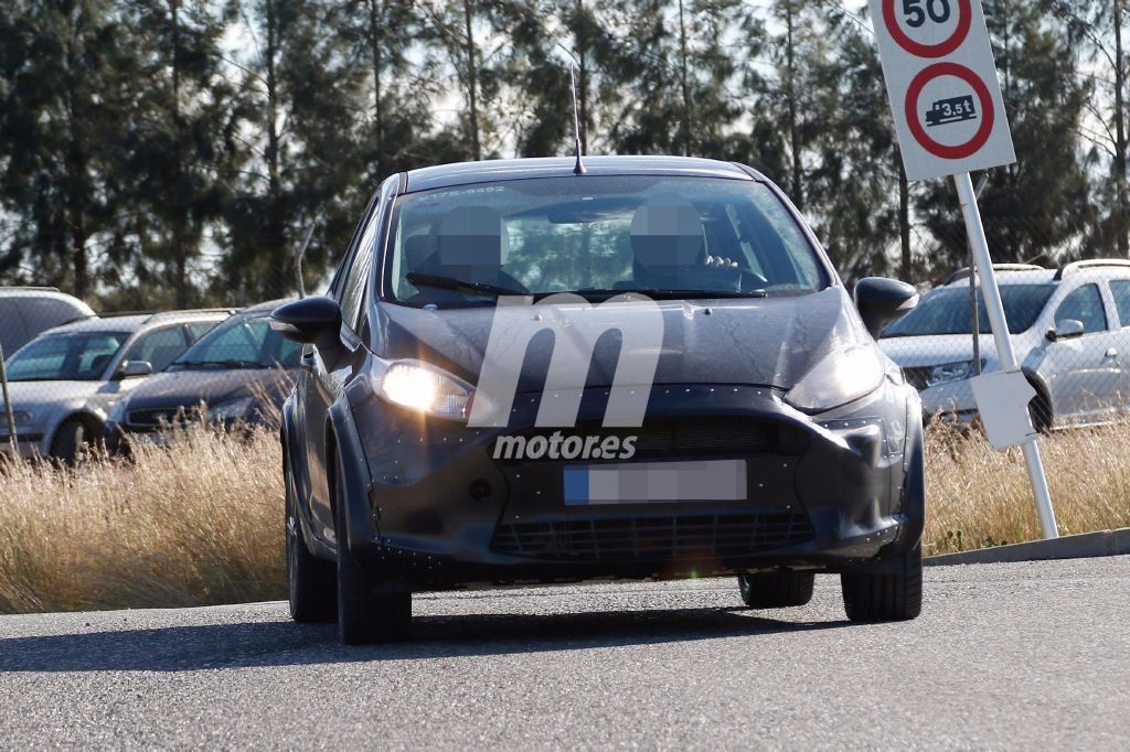 El Ford Fiesta 2017 continúa afinando su chasis