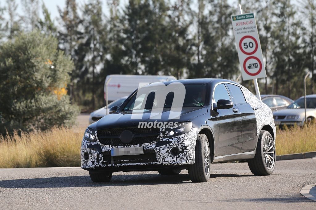 El Mercedes AMG GLC Coupe 450 Sport 2016 visto por primera vez