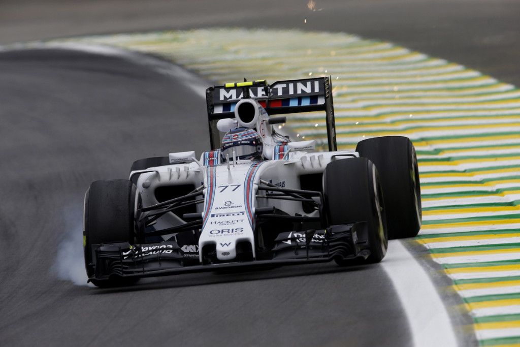 Tres puestos de sanción para Valtteri Bottas en Brasil