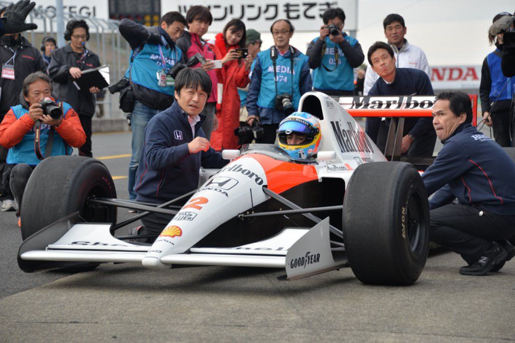 Fernando Alonso disfruta del Honda Racing's Thanks Day