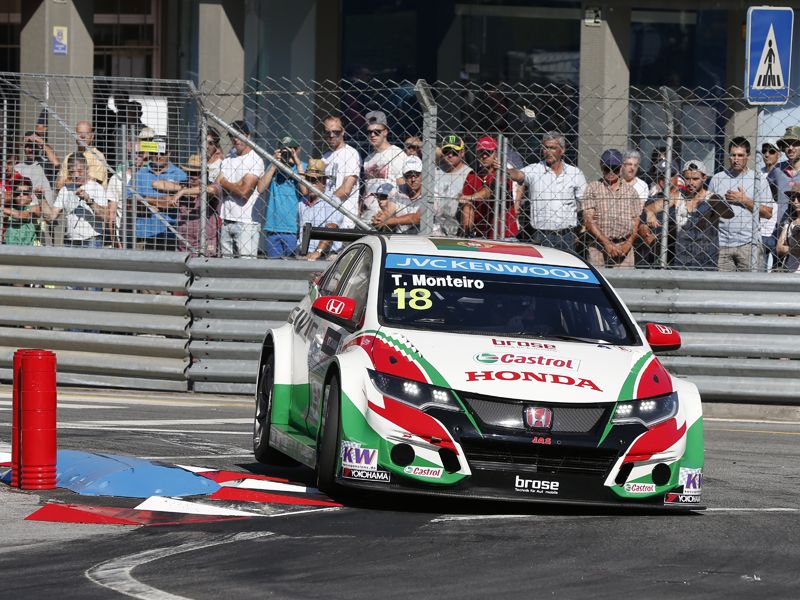 Honda quiere tres Civic WTCC oficiales en 2016