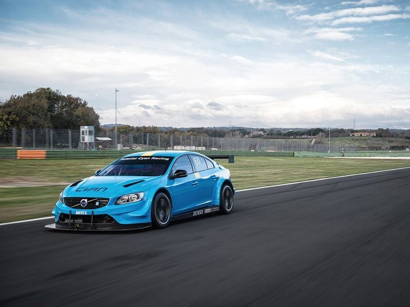 Test del Volvo S60 Polestar TC1 en Vallelunga