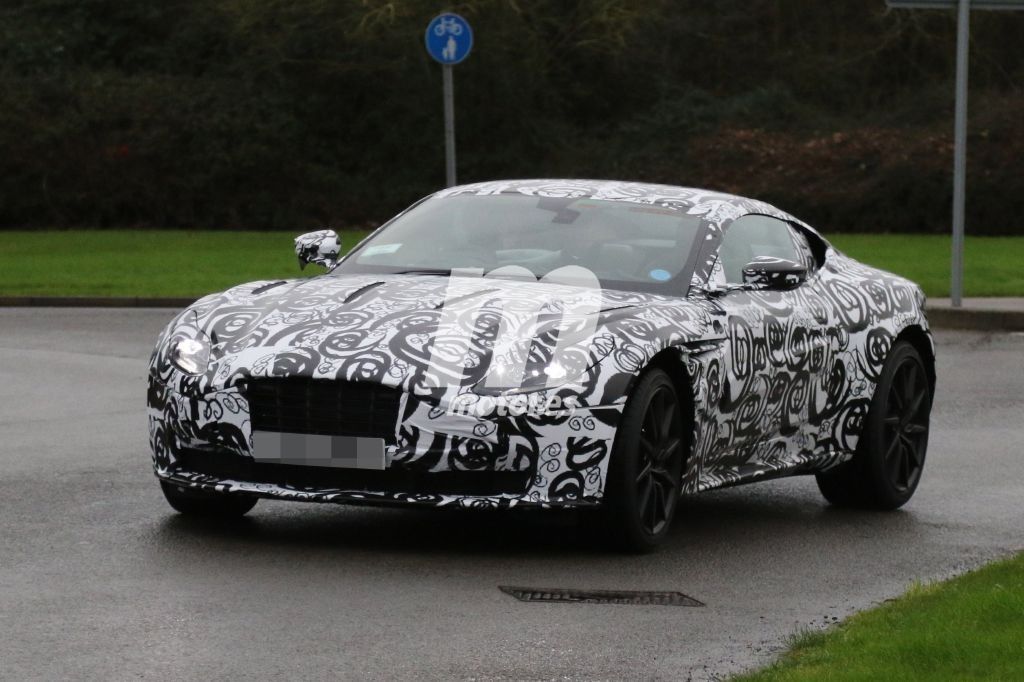 Aston Martin DB11. Este es su interior