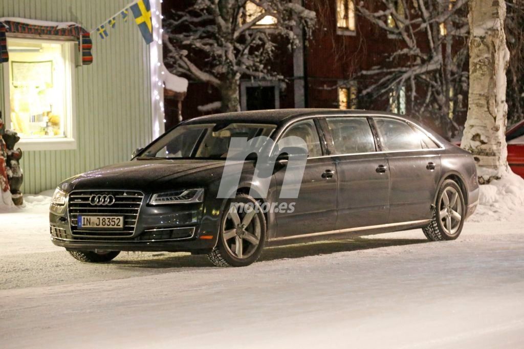 Más grande todavía, el Audi A8 limusina con seis puertas ¿Para quién será?