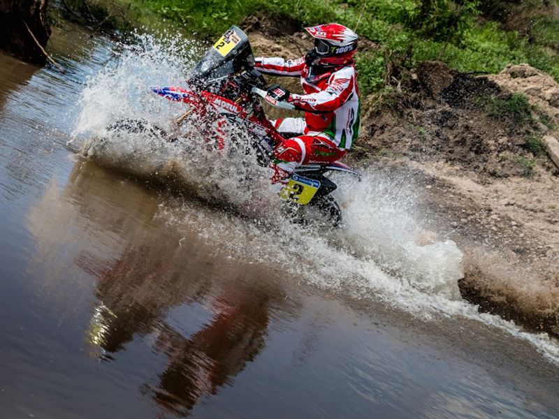 Dakar 2016, etapa 1: Se sufre, también sin competir