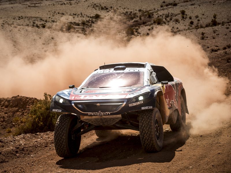 Dakar 2016, etapa 7: Victoria de Sainz en un día caótico