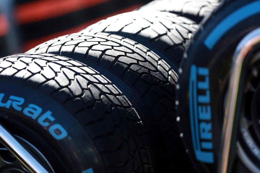 Dos días de test de los Pirelli de lluvia en Paul Ricard con McLaren, Ferrari y Red Bull