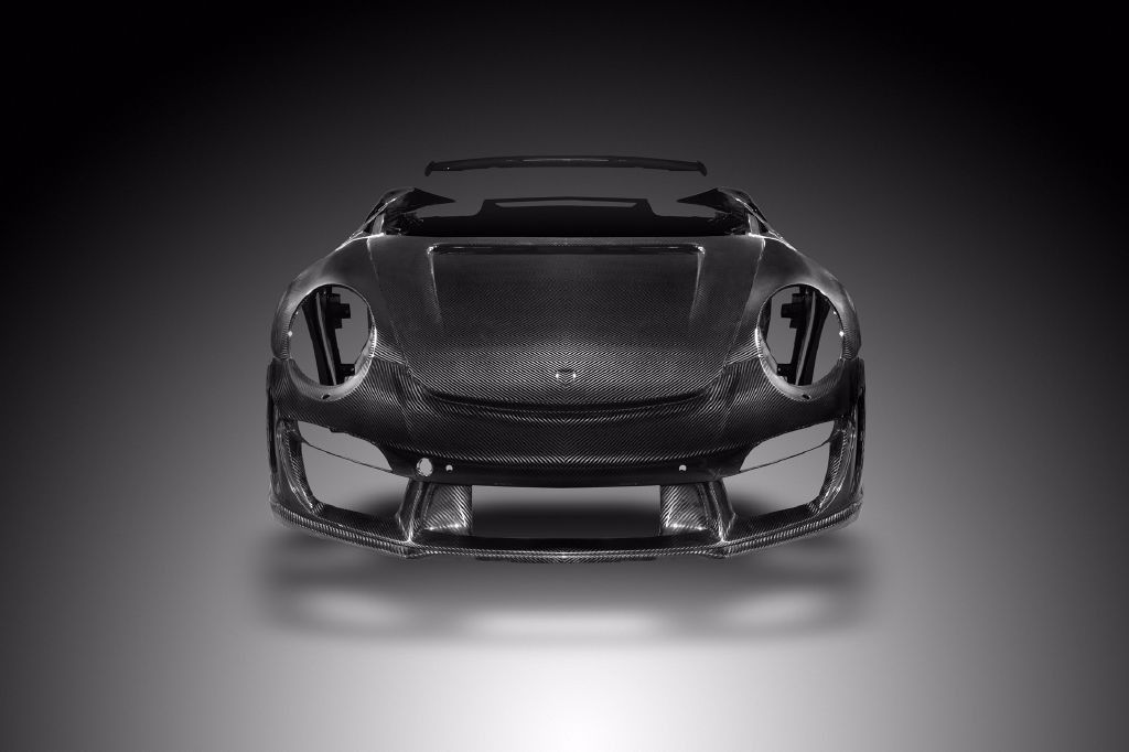 Cuerpo de carbono "made in Rusia" para los Porsche 911 Turbo y Turbo S