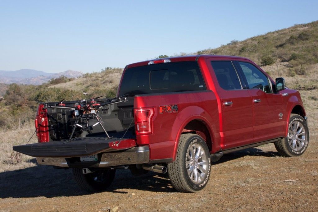 Servicios de emergencia de la mano de Ford y Drones