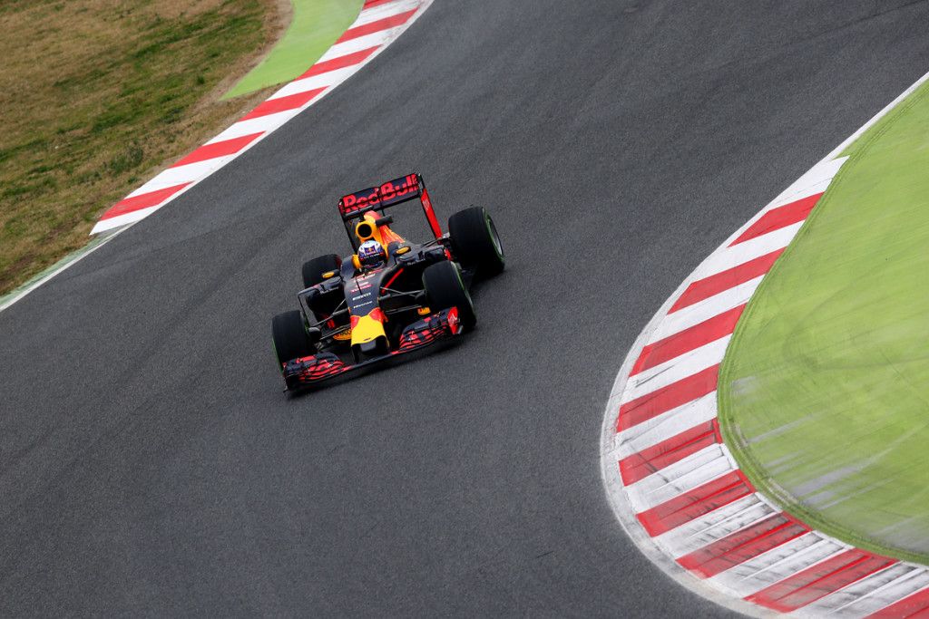 Alineación de pilotos en el segundo test de F1 en Barcelona