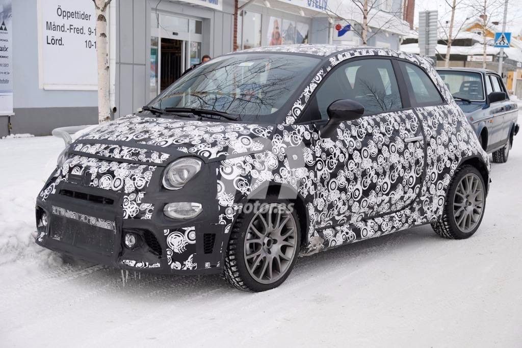 Fotos espía del lavado de cara del Fiat 500 Abarth