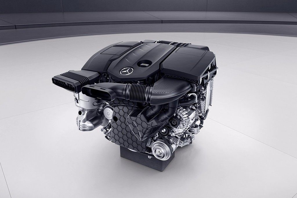 El motor de Mercedes Clase E 220d al detalle