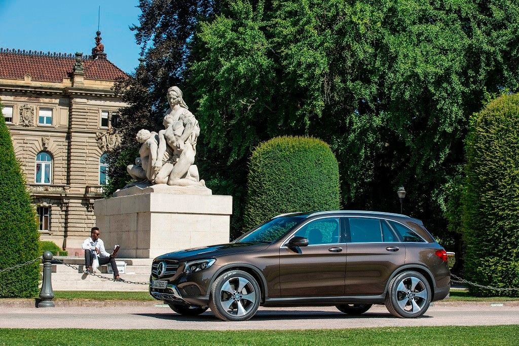 Llega el Mercedes GLC 250 4MATIC, la versión gasolina del SUV alemán