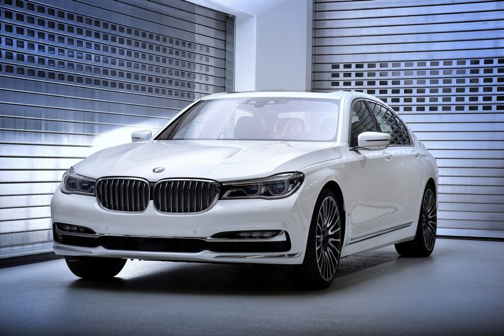 El BMW 750Li xDrive se viste con joyas para las ediciones Solitaire y Master Class