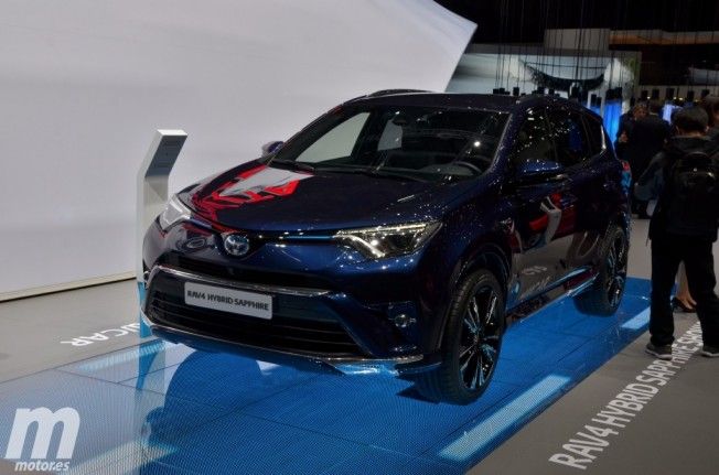 Toyota RAV4 Hybrid Sapphire