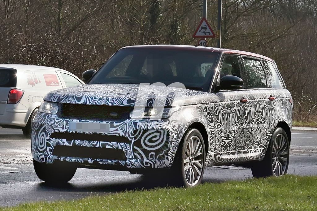 El Range Rover Sport SVR 2017 sale a pasear con nueva imagen