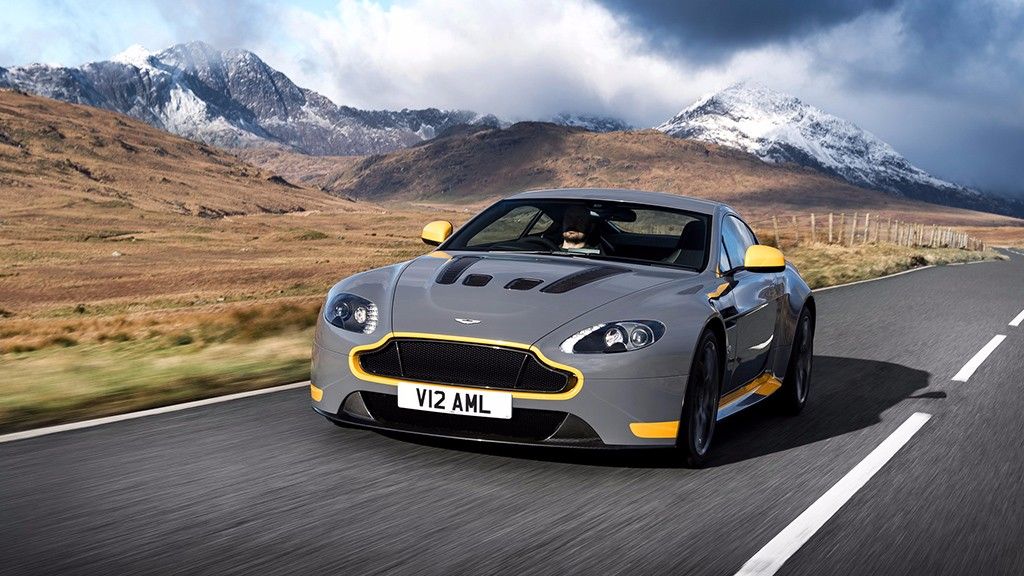 El nuevo Aston Martin V12 Vantage S, ahora con cambio manual