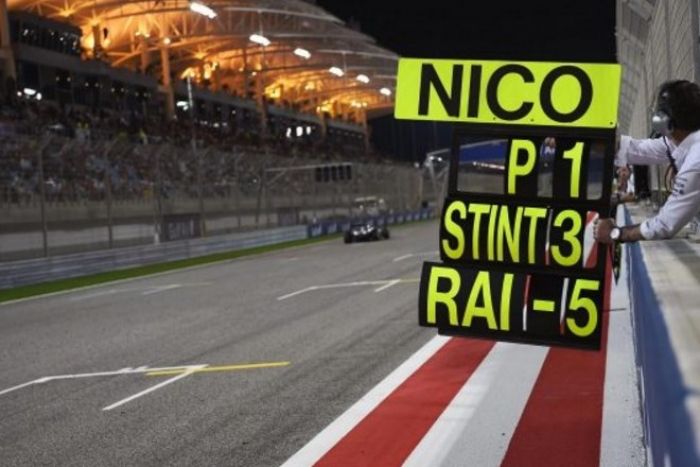 Ferrari no será sancionada por su mensaje de pitboard a Vettel