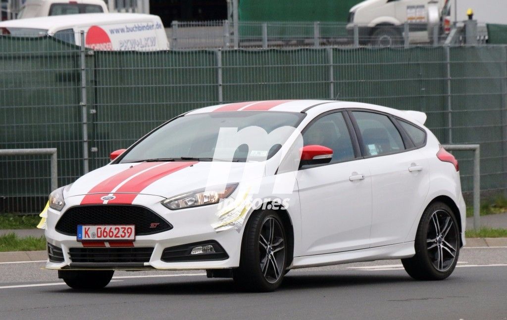 Cazamos a un Ford Focus ST más picante