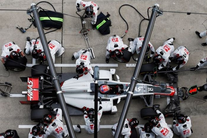 Günther Steiner: "Los nuevos equipos deberían tener más tests"