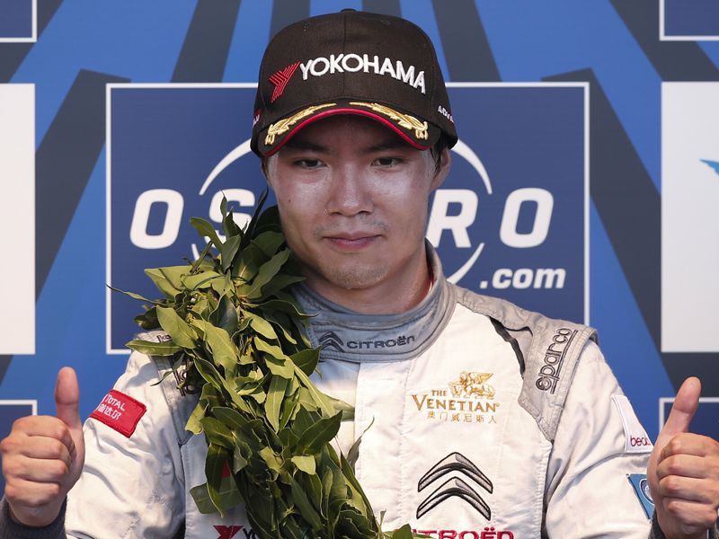 Ma Qing Hua con el Team Aguri desde el ePrix de París