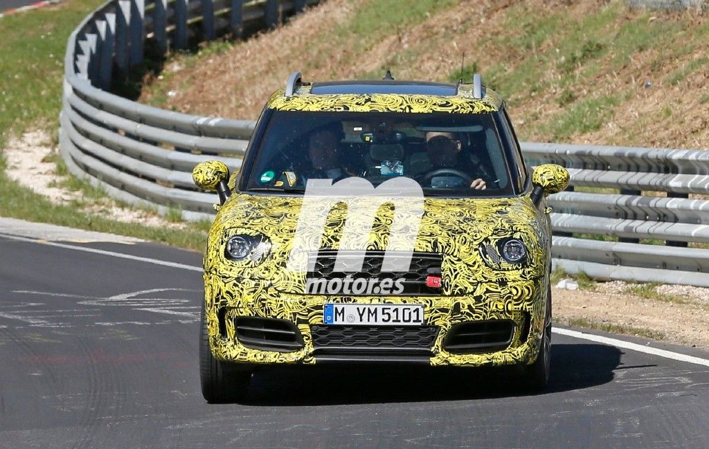 El nuevo MINI Countryman John Cooper Works cazado por primera vez